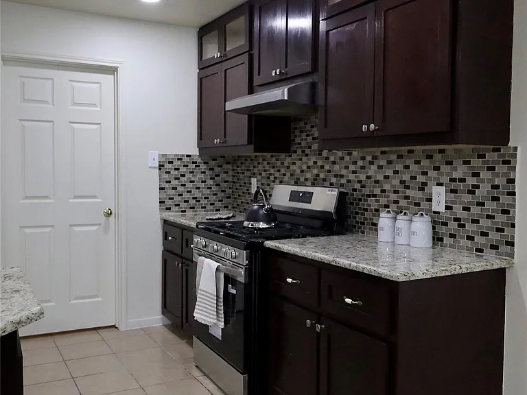 14411 Avery Brooke Ln — Photo 10