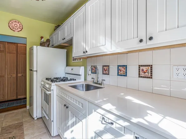 5140 30th Avenue #2F, Woodside, NY 11377