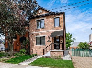 36 Grant Ave #2C, Hamilton, ON L8N 2X5