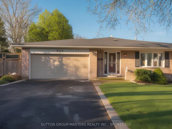 932 Brodie Ave, Kingston, ON K7M 4P9