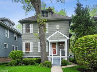 1226 Lake Ave, Wilmette, IL 60091