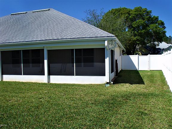 5th image of 14114 Twin Falls Dr W