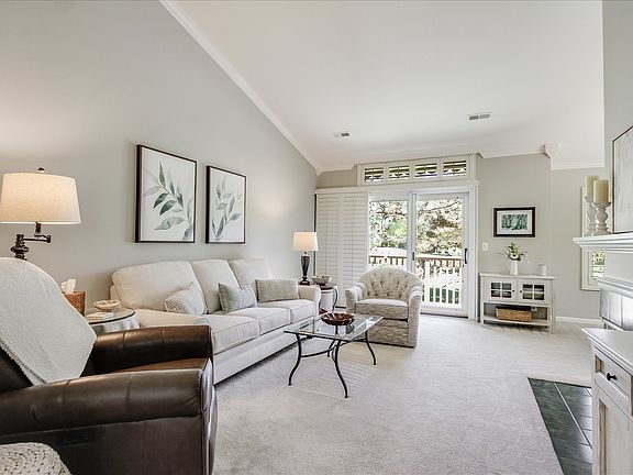 2nd image of 669 Golf Ln #669