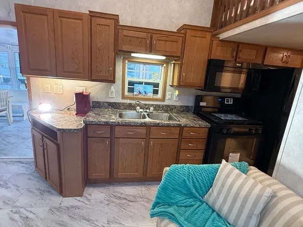 515 Corson Tavern Rd #H-61, Ocean View, NJ 08230