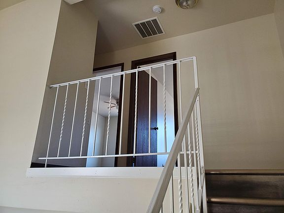5th image of 775 Asbury Dr