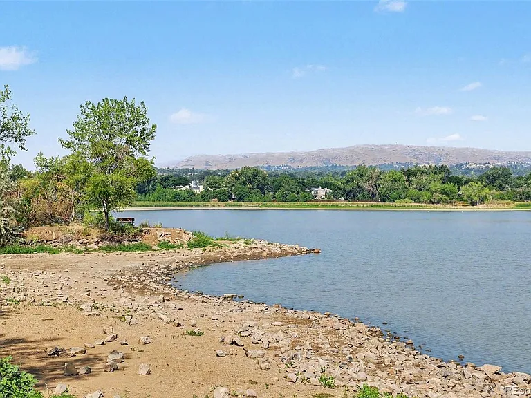 9472 W Utah Pl — Photo 23