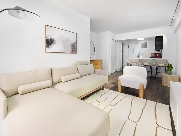 225 East 63rd Street image 1 of 16