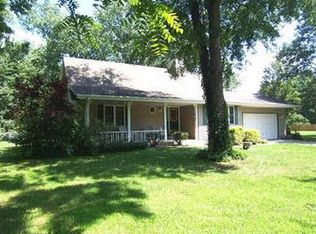 55130 Mayflower Rd, South Bend, IN 46628