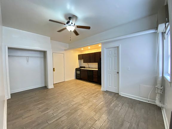 4th image of 99-3455 N Halsted St #99