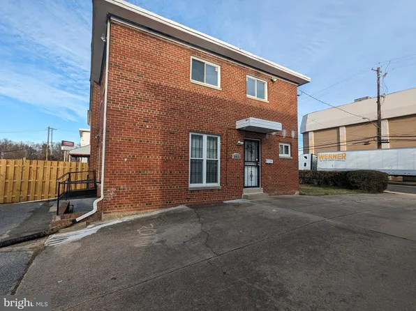 3018 Saint Clair Dr, Temple Hills, MD 20748