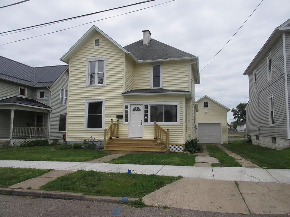 1st image of 58 N Pine St