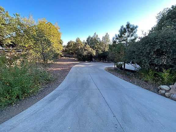 5th image of 841 Whetstine Ave