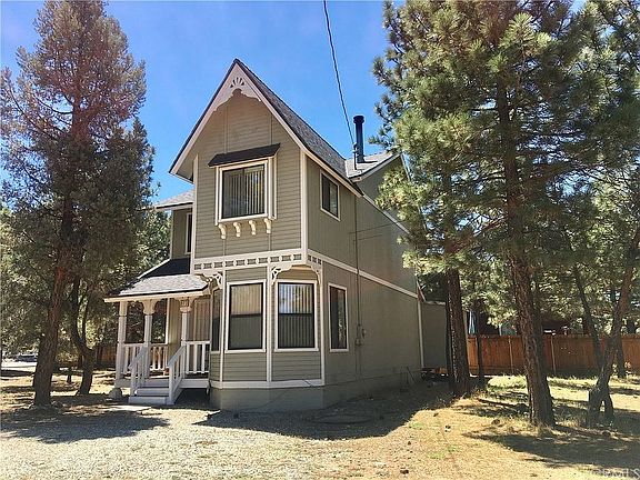 2nd image of 973 Cypress Ln