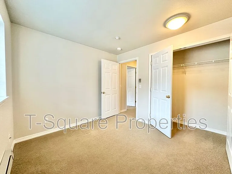 9525 NE 180th St #303 — Photo 10