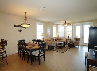 4221 Pointe West Dr UNIT 201, Galveston, TX 77554