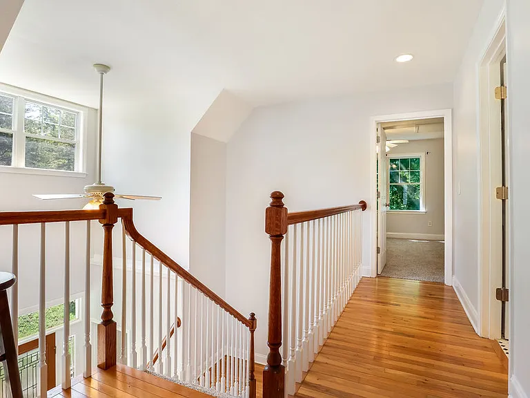 46 Indian Summer Ln — Photo 12