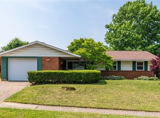 6214 Leawood Dr, Dayton, OH 45424