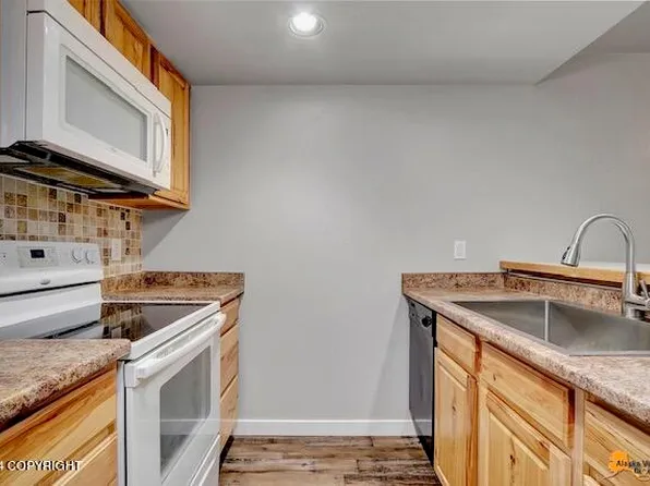 9645 Independence Dr Unit D301, Anchorage, AK 99507