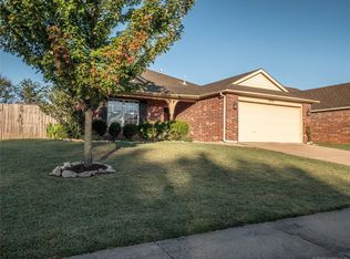 8940 N 155th Ave E, Owasso, OK 74055