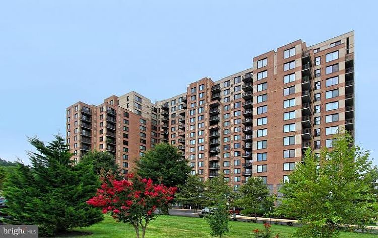 1st image of 2451 Midtown Ave #1103