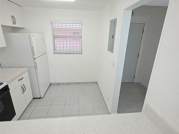 3rd image of 19771 SW 114th Ave APT 129