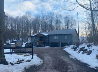 37 Canaan Church Rd, Farmington, PA 15437