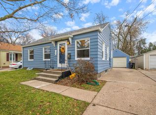 3210 24th Ave, Rock Island, IL