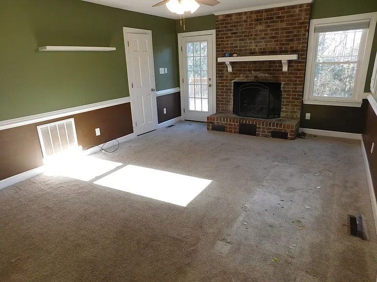 105 Little Rossie Rd — Photo 4