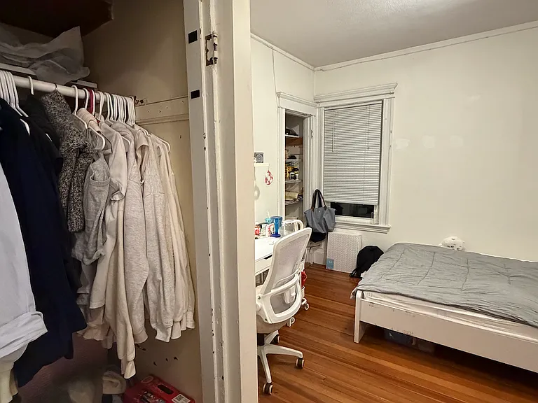 205 College Ave — Photo 5