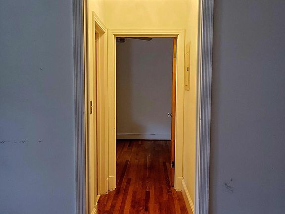 3rd image of 2655 41st St NW APT 202