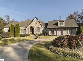 4 Peters Fork Ln, Simpsonville, SC 29681
