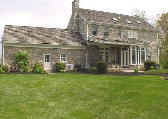 2nd image of 3817 Treasure Hill Ln
