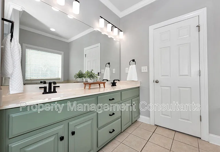 108 Blackwood Dr NW — Photo 36