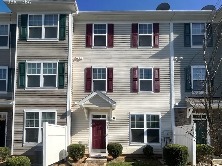 11100 Gwynn Oaks Dr #102 — Photo 1