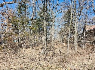 193 Fawn Valley Dr, Linn Valley, KS 66040