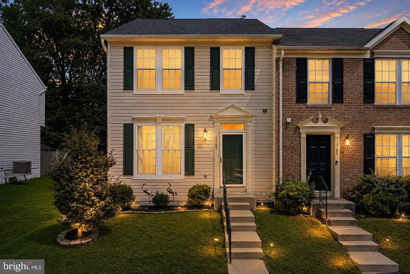 3 bed, 4.0 bath, 2359 sqft, $2,500 — Photo 1