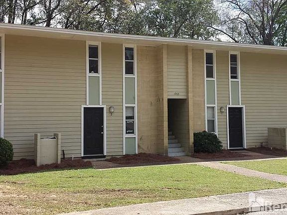2nd image of 1927 Dawsey St APT 3