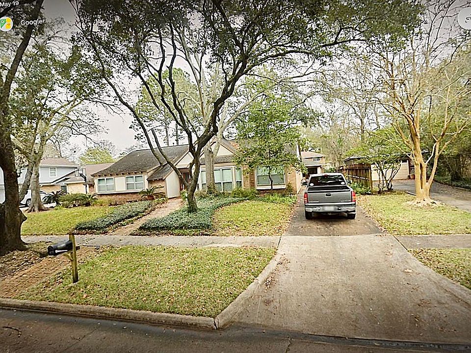 1st image of 15803 Heatherdale Dr