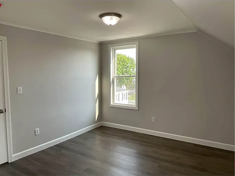 25 Buffinton St #3 — Photo 6