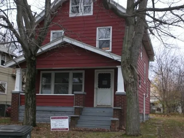 1195 Girard St, Akron, OH 44301