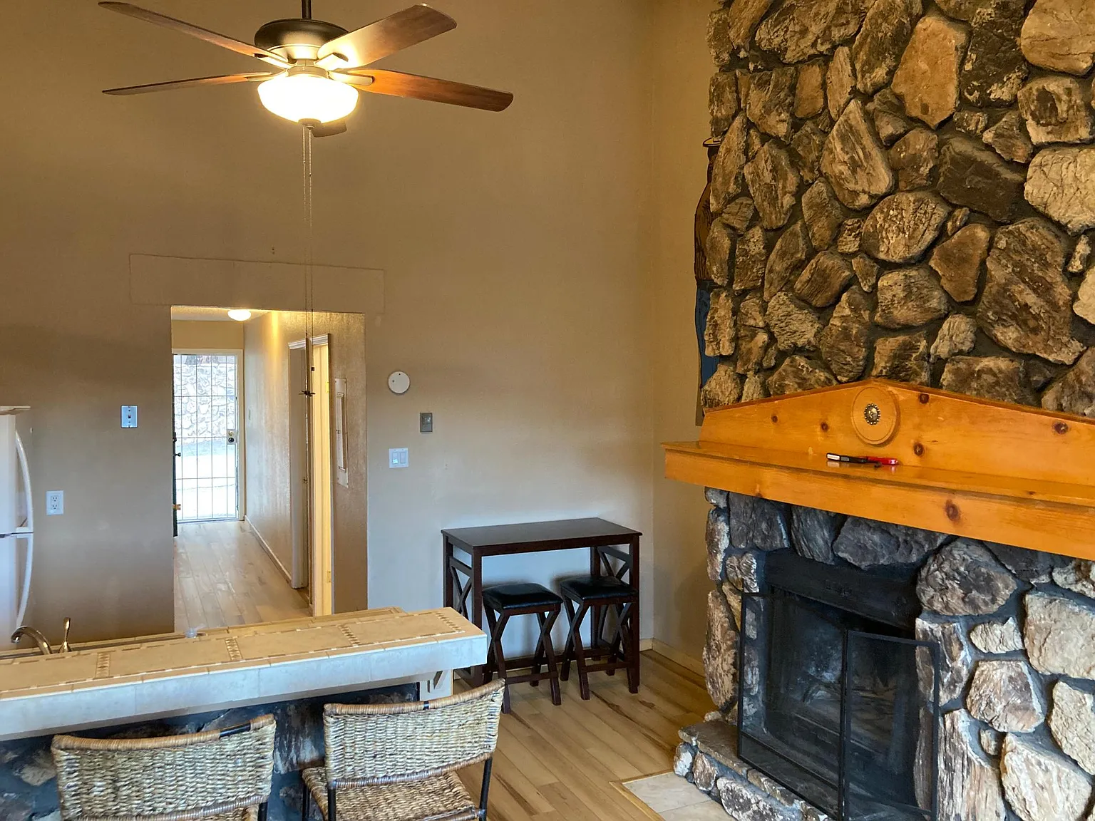 2 bed, 1.5 bath, 760 sqft, $1,500 — Photo 4