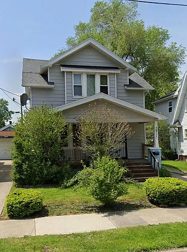 3911 Leybourn Ave Photo 1