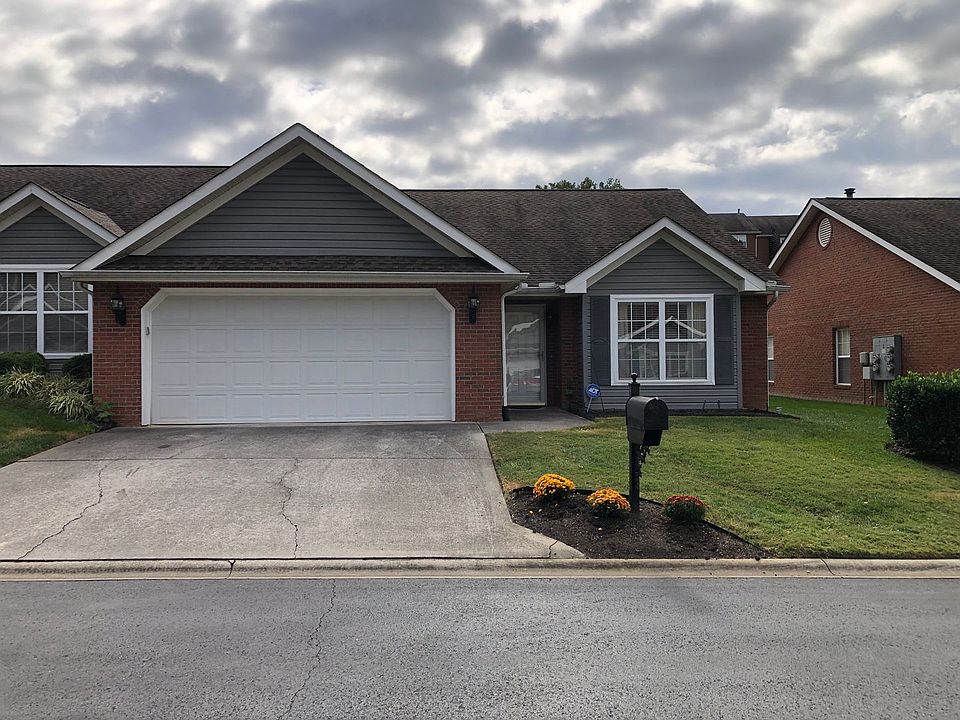 1st image of 8801 Carriage House Way
