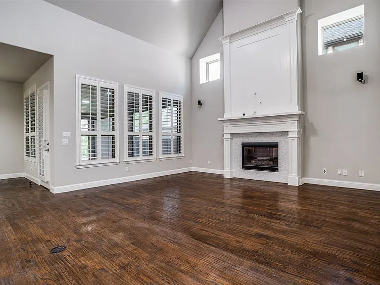 1071 Jennala Dr — Photo 8