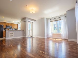 10711-1A Greenwood Ave N, Seattle, WA 98133