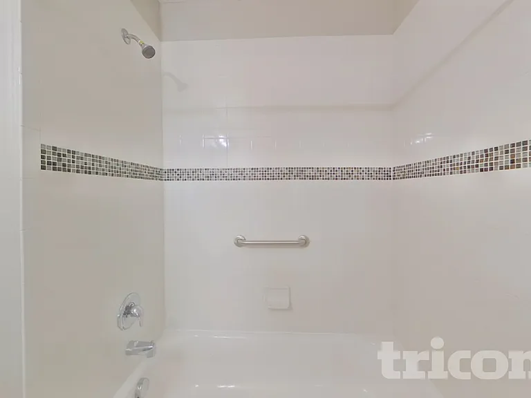 3720 Briarwood Estates Cir — Photo 17