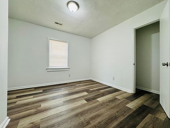 5th image of 2003 Blackford St