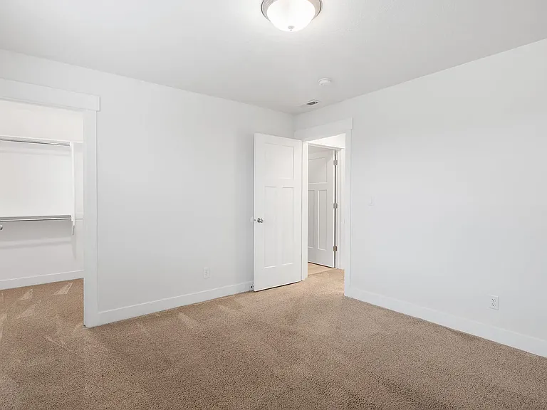 1826 W River Birch Rd — Photo 24