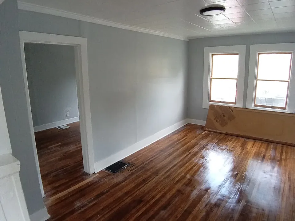 65 Saratoga Ave