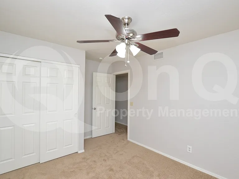 2808 E Nora St — Photo 19